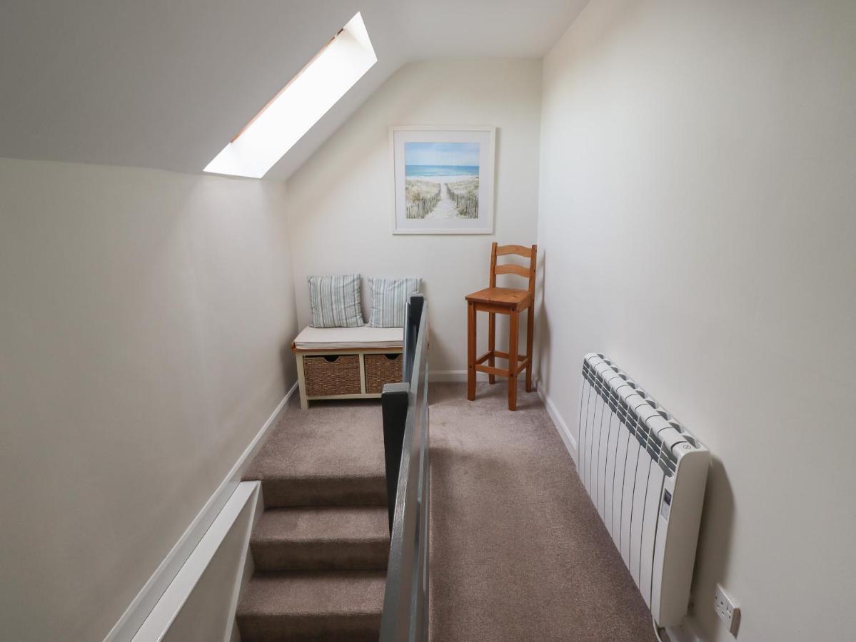 Charlotte'S Cottage Seahouses Exterior photo
